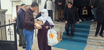 Elazığ'da dilenci zabıtalara yakalandı: 'Al senin olsun' diyerek parayı teklif etti