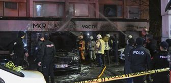 Beşiktaş'ta araç kiralama şirketinde çıkan yangında 14 araç zarar gördü