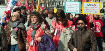Özel İtalyan Lisesi öğretmenleri İstanbul İl Milli Eğitim Müdürlüğü'nün önünde eylem düzenledi