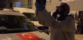 Komşuların kokulardan rahatsız olduğu daireden genç adamın cesedi çıktı