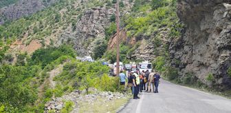 Çoruh Nehri'ne düşen otomobilde kaybolan baba-oğul aranıyor