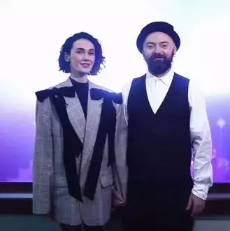 آهنگ‌خوان گروه آدام در کما! همسرش درخواست کمک کرد