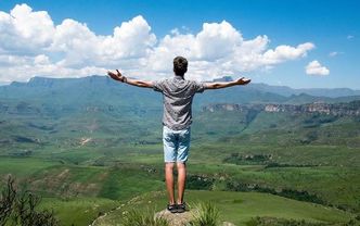 Uzuv musunuz, beden mi? Siz kimsiniz?