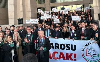 Demokrasi, bir başkası için ile başlar