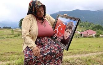 Bu çiçek meyveye dönecek
