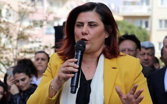 “Ya Bendensin Ya Yanlışsın” Zihniyeti: Türkiye Siyasetinin En Büyük Ayıbı