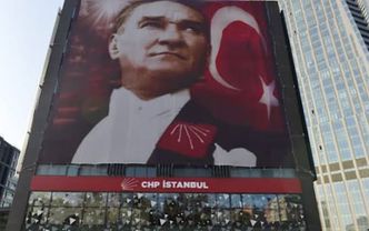 CHP’de Bitmeyen Skandallar, Milletvekilliği Pazarlıkları ve Çöküşün Ayak Sesleri