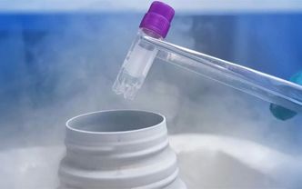 Genç yaşta sperm dondurmak mantıklı mı?