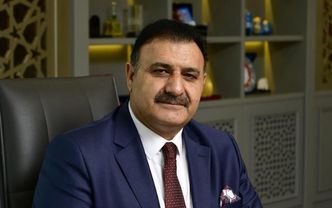 Vizyoner ve Babacan Bir Liderlik Portresi: Eyüp Akbal