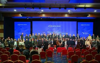 Dijital Penguenler! Panoptikon ve Sosyal Medya Algoritmalarının Gölgesinde Hakikat Arayışı