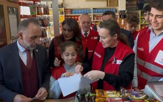 Bir çocuk başlattı… İstanbul’da yüzlerce borç kapandı