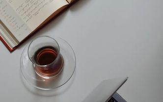Gel biraz konuşalım!