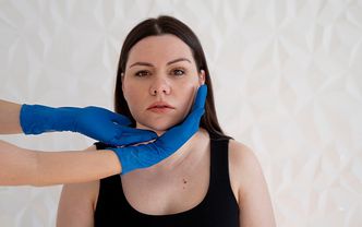 Çene İmplantı ile Yüz Simetrisi: Mandibular Estetik