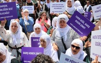 Annelerin kazandığı yerdeyiz