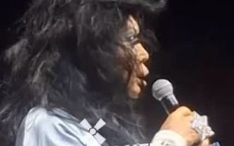 Diva kelimesi özeldir, keşke bu kadar kirlenmese!
