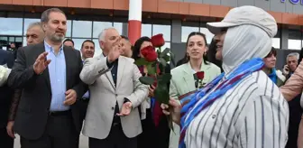Trabzon ile Taşkent Arasında Uçak Seferleri Başladı