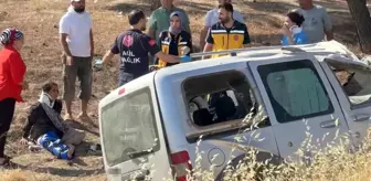 Halfeti'de Tur Gezisinde Trafik Kazası: 6 Yaralı