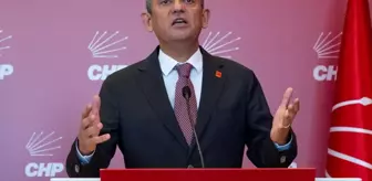 Özel elindeki anketi açıklayıp iddialı konuştu: Birinci olmazsak o gece siyaseti bırakırım