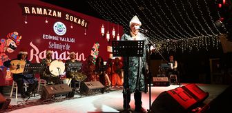 Selimiye Meydanı'nda 'Karagöz Musikisi Hayal Şarkıları' seslendirildi