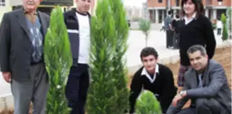 Hayırsever Doğa Sevgisi Aşıladı