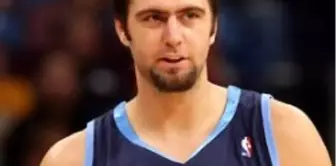 Mehmet Okur Sezonu Kapattı