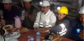 Bakan Yıldız, Madencilerle Oruç Açtı