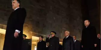 Büyük Önder Atatürk, Anıtkabir'de Devlet Töreni ile Anıldı