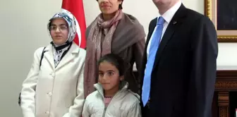 Gülşah ve Derya'nın 'kornea Nakli' Mutluluğu