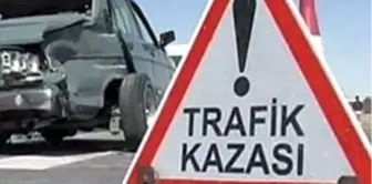 Kavşağa Kontrolsüz Giren Otomobille Çarpıştı: 4 Yaralı