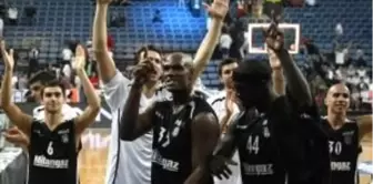 Anadolu Efes-Beşiktaş Milangaz (1. P.)