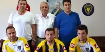 Bucaspor'da Üç İmza