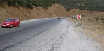 Gölcük Yolu Bariyer Bekliyor