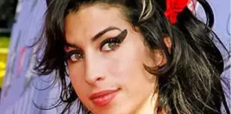 Amy Winehouse'un Eski Eşi Ölüm Döşeğinde