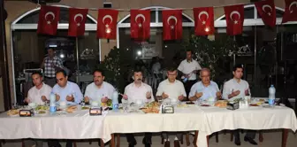 Tarsus Belediyesi'nden Şehit Ailelerine ve Gazilere İftar Yemeği