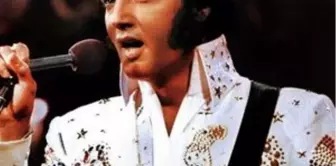 Elvis Presley'e Ait İncil, Rekor Fiyata Satıldı