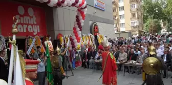 Simit Sarayı ve Kahve Diyarı'na Mehterli Açılış