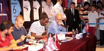 Sapara ve Sol Bamba Ts Club Mağazası Açılışına Katıldı