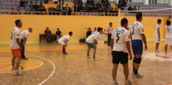 '24 Kasım Öğretmenler Günü' Anısına Voleybol Müsabakası