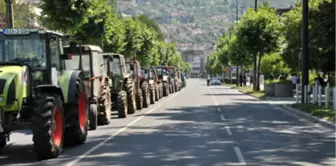 Bosna-Hersekli Çiftçilerden Teşvik Protestosu