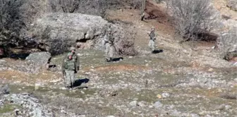 Mehmetçik, Pülümür Vadisi'nde PKK'lı İzi Sürüyor