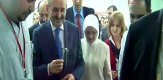 Önlük Giyip, Hasta Muayene Etti 'Bakan Müezzinoğlu.'