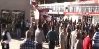 Kültür ve Turizm Bürosu'nun Açılışında Protesto