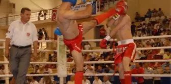 Gençler Kick Boks Şampiyonası Denizli'de Başladı