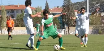 Bölgesel Amatör Lig 7.Grupta Ligin İlk Maçında Muğla'da Karşı Karşıya Gelen Muğlaspor ve Bodrum...