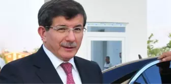 Davutoğlu, Hindistan Cumhurbaşkanı ile Görüştü