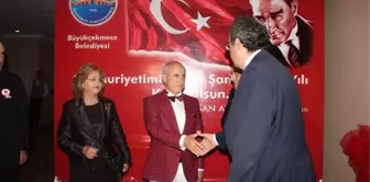 Cumhuriyet'in 90'ıncı Yılı Görkemli Baloyla Kutlandı