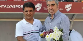 Turgutluspor, Antalyaspor'a Elendi