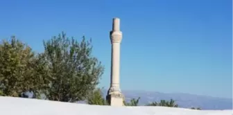 Sarıgöl'ün Kırık Minaresi Ovanın Sembolü Oldu