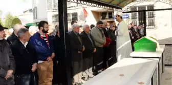 Annesi Elini Bırakınca Yola Fırlayan Bir Yaşındaki Kerem, Otomobilin Çarpması Sonucu Yaşamını...