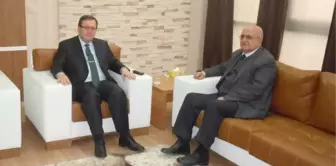 Rektör Solak Erdoğmuş'u Kabul Etti